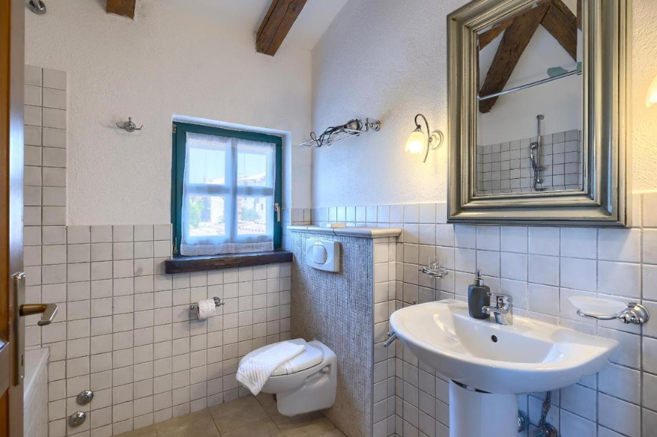 Villa Leopoldo By Istrian Country Houses Barat  Exterior foto
